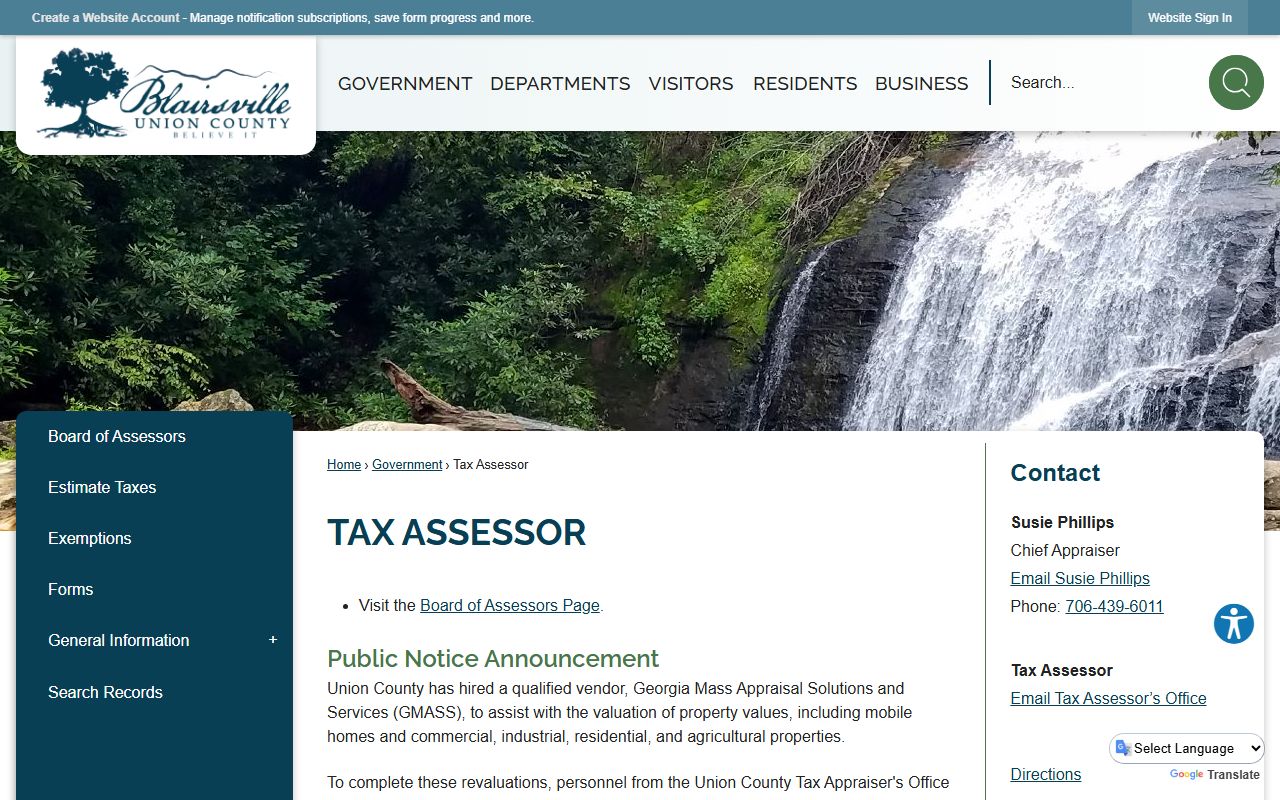 Blairsville Georgia downtown area showing the Union County seat location